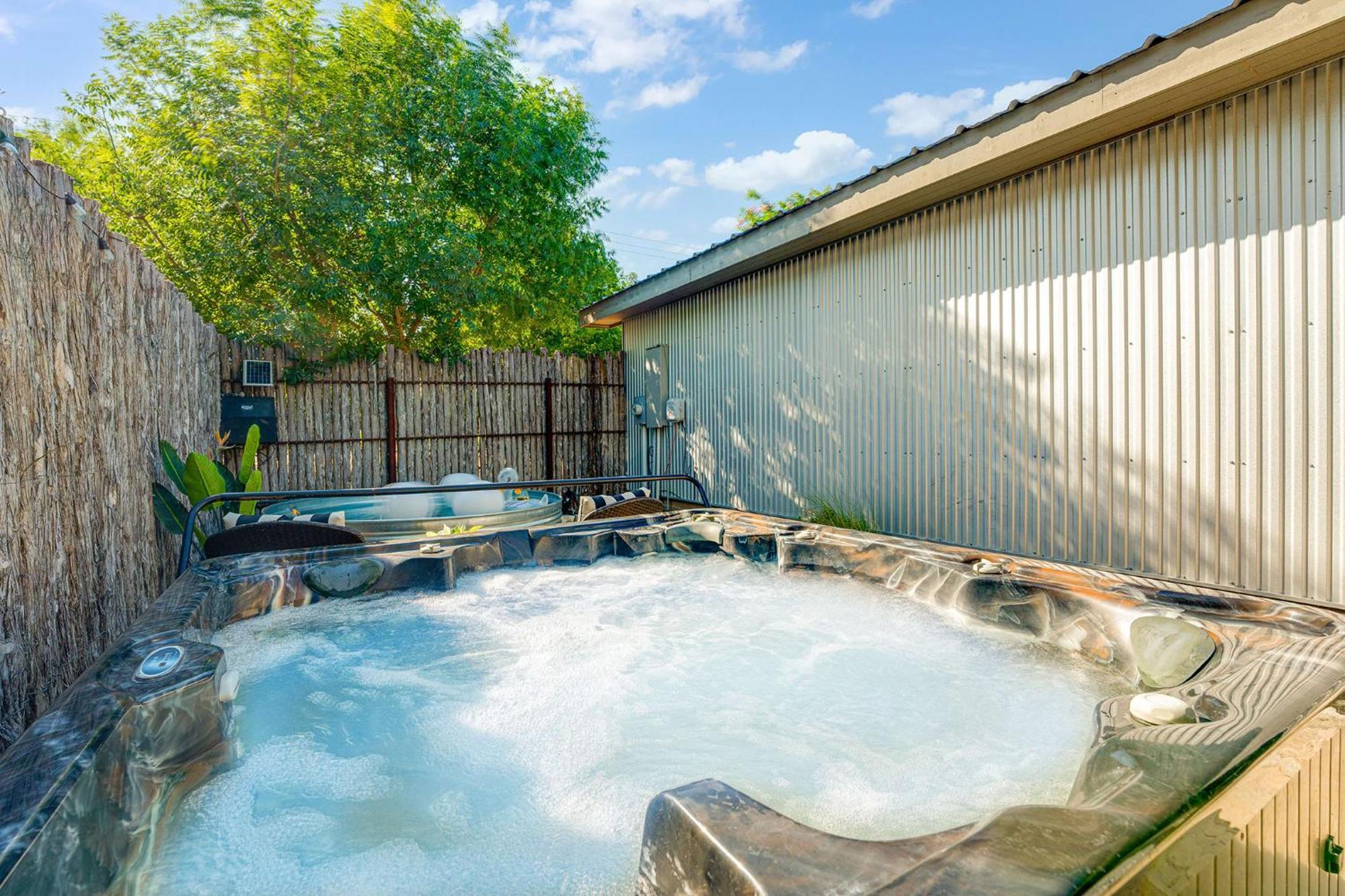 Claret House Full Kitchen And Private Hot Tub Villa Фредериксбург Екстериор снимка