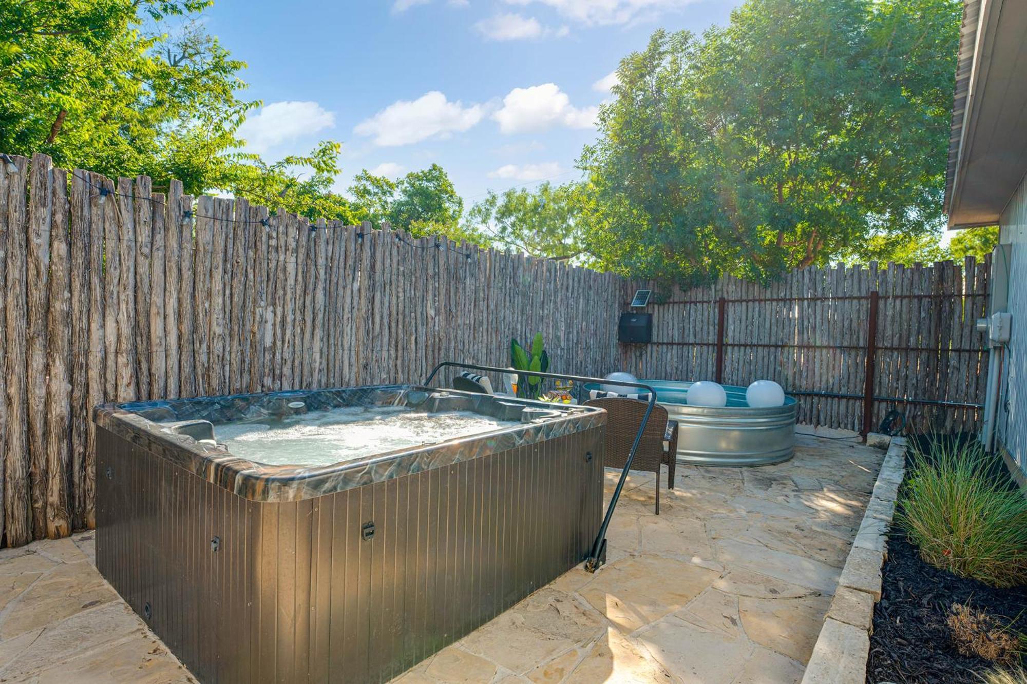 Claret House Full Kitchen And Private Hot Tub Villa Фредериксбург Екстериор снимка